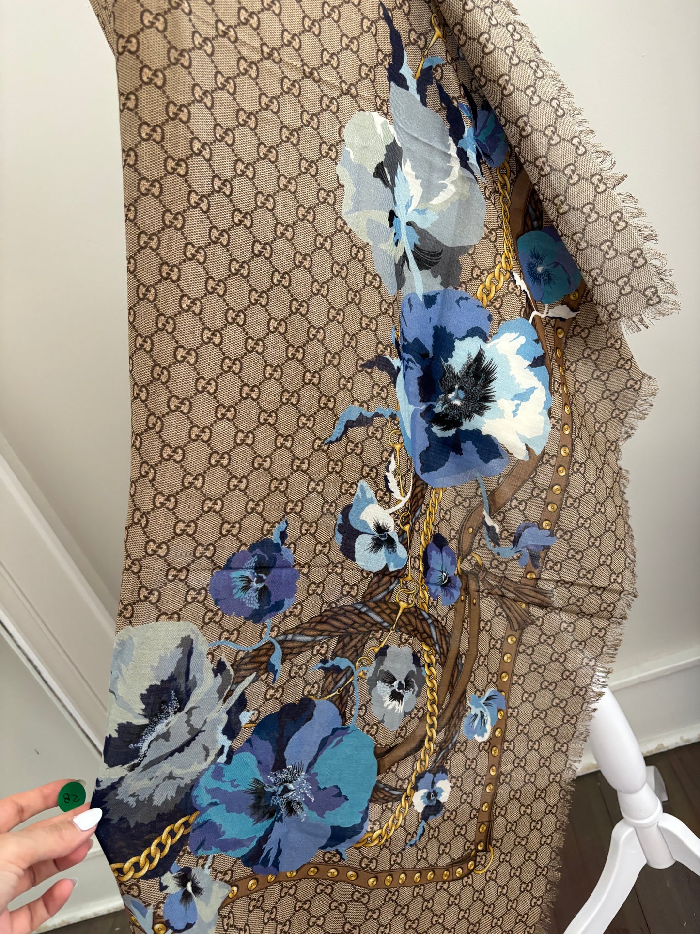 Gucci Horsebit GG Supreme Shawl Scarf