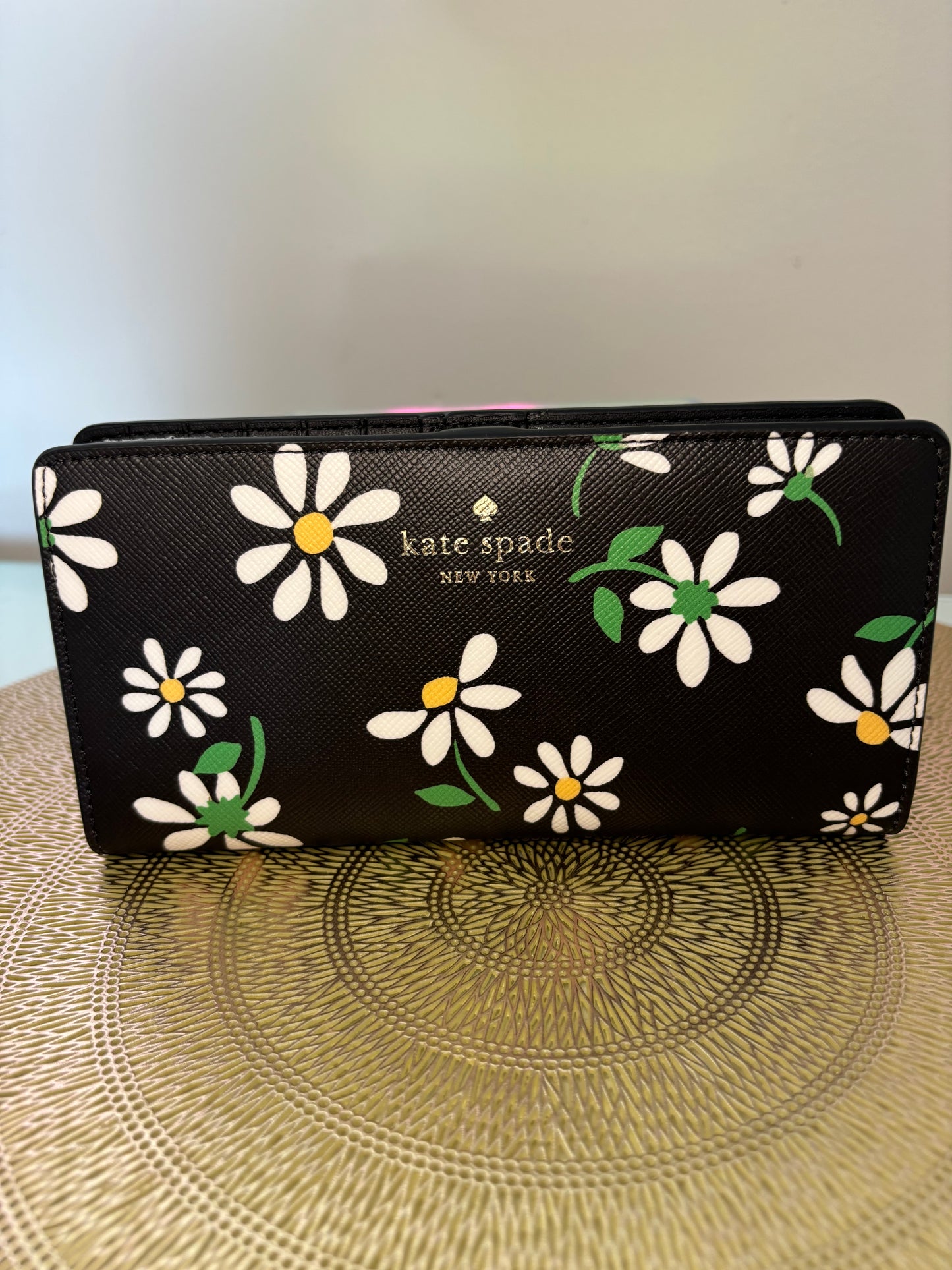 Kate Spade Daisy Wallet