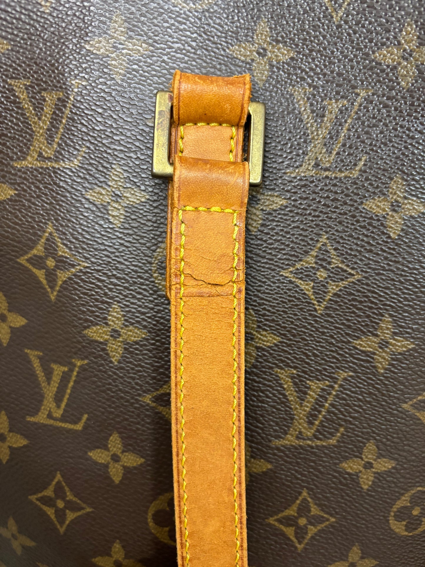 Louis Vuitton Vavin GM Shoulder Bag