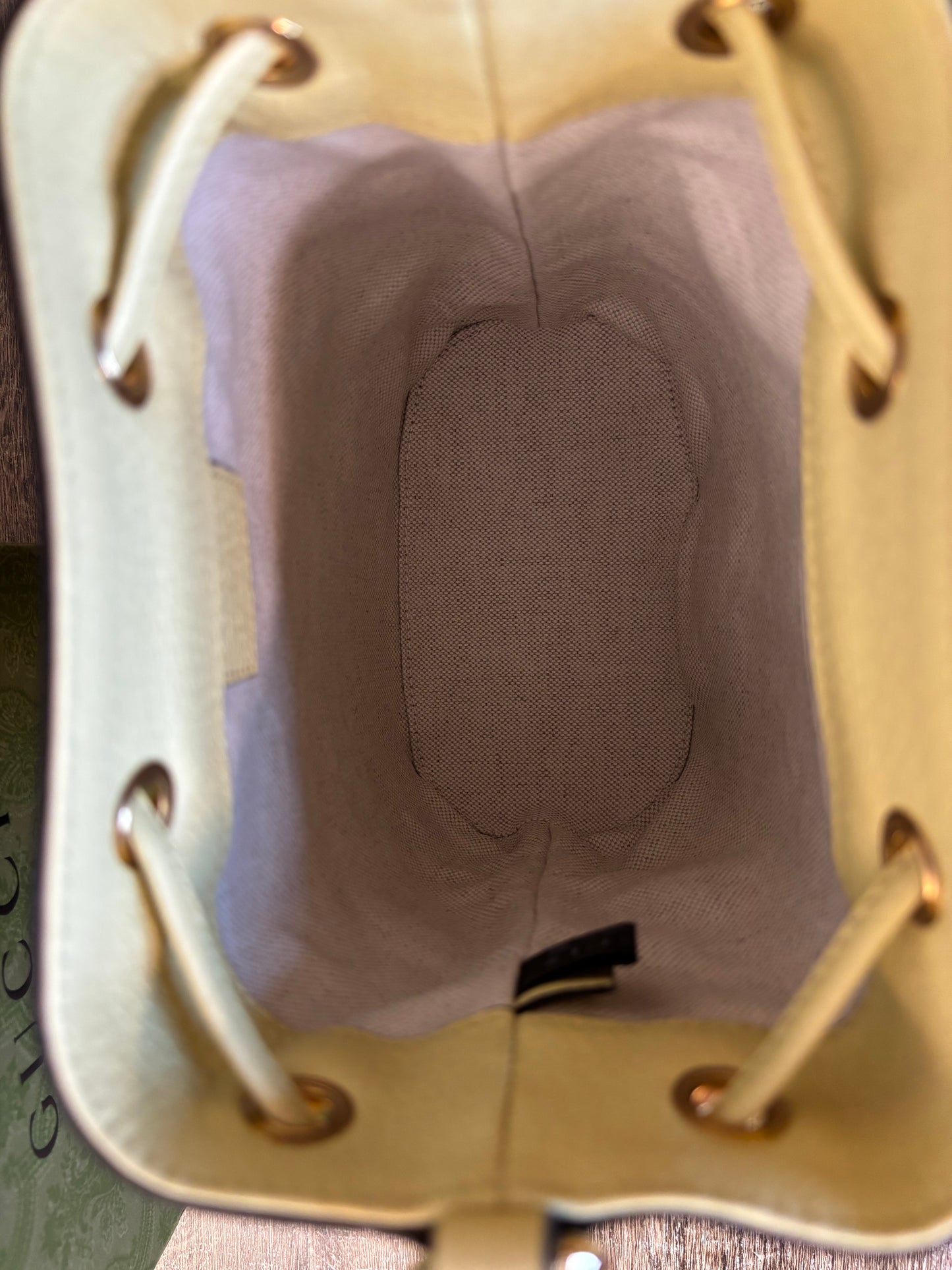 Gucci Jumbo GG Bucket Crossbody Bag