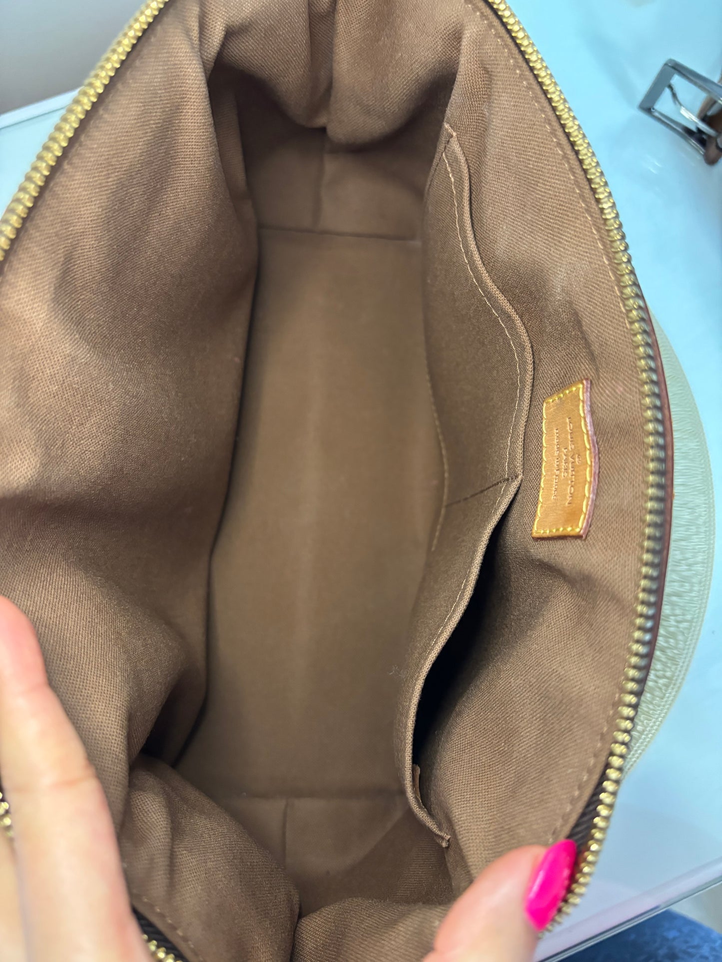 Louis Vuitton Tivoli Handbag