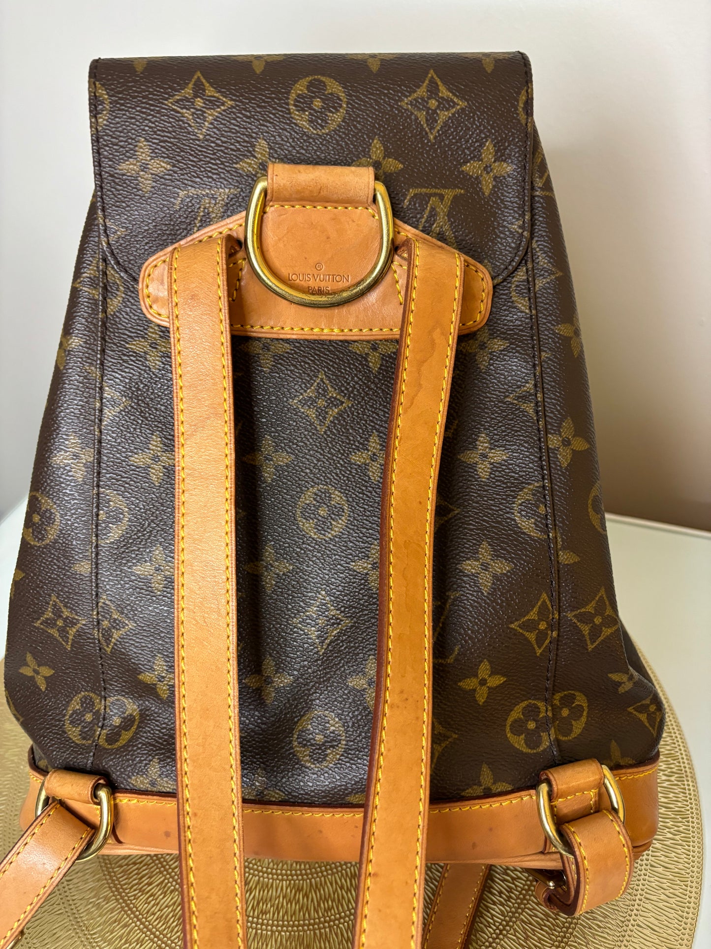 Louis Vuitton Montsouris MM Bakcpack