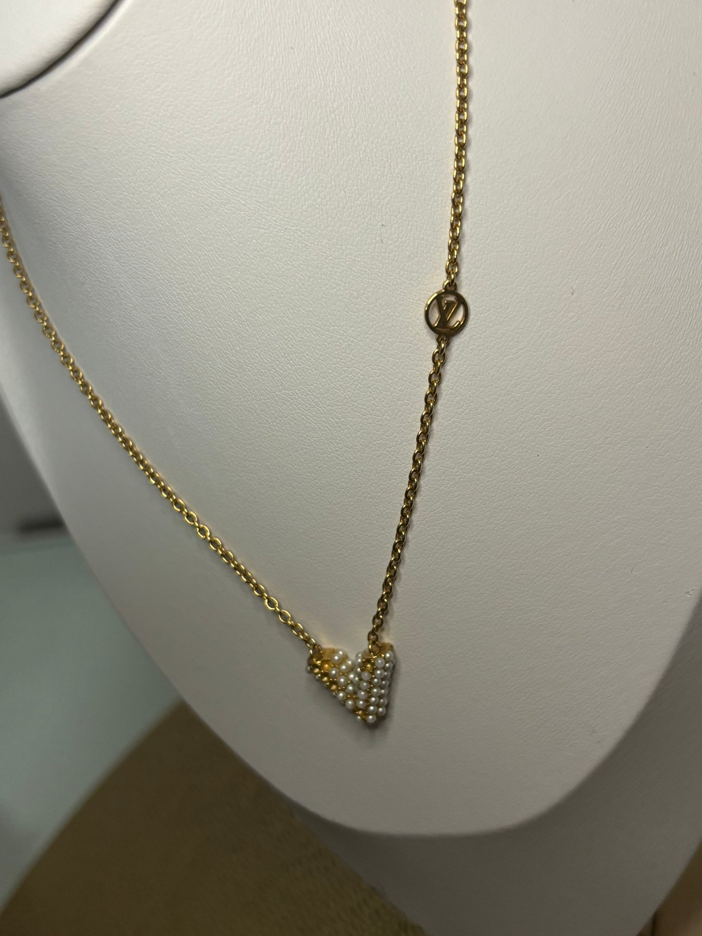 Louis Vuitton Essential V Necklace