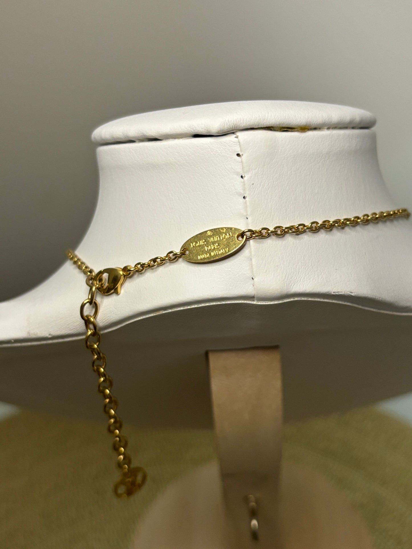Louis Vuitton Essential V Necklace