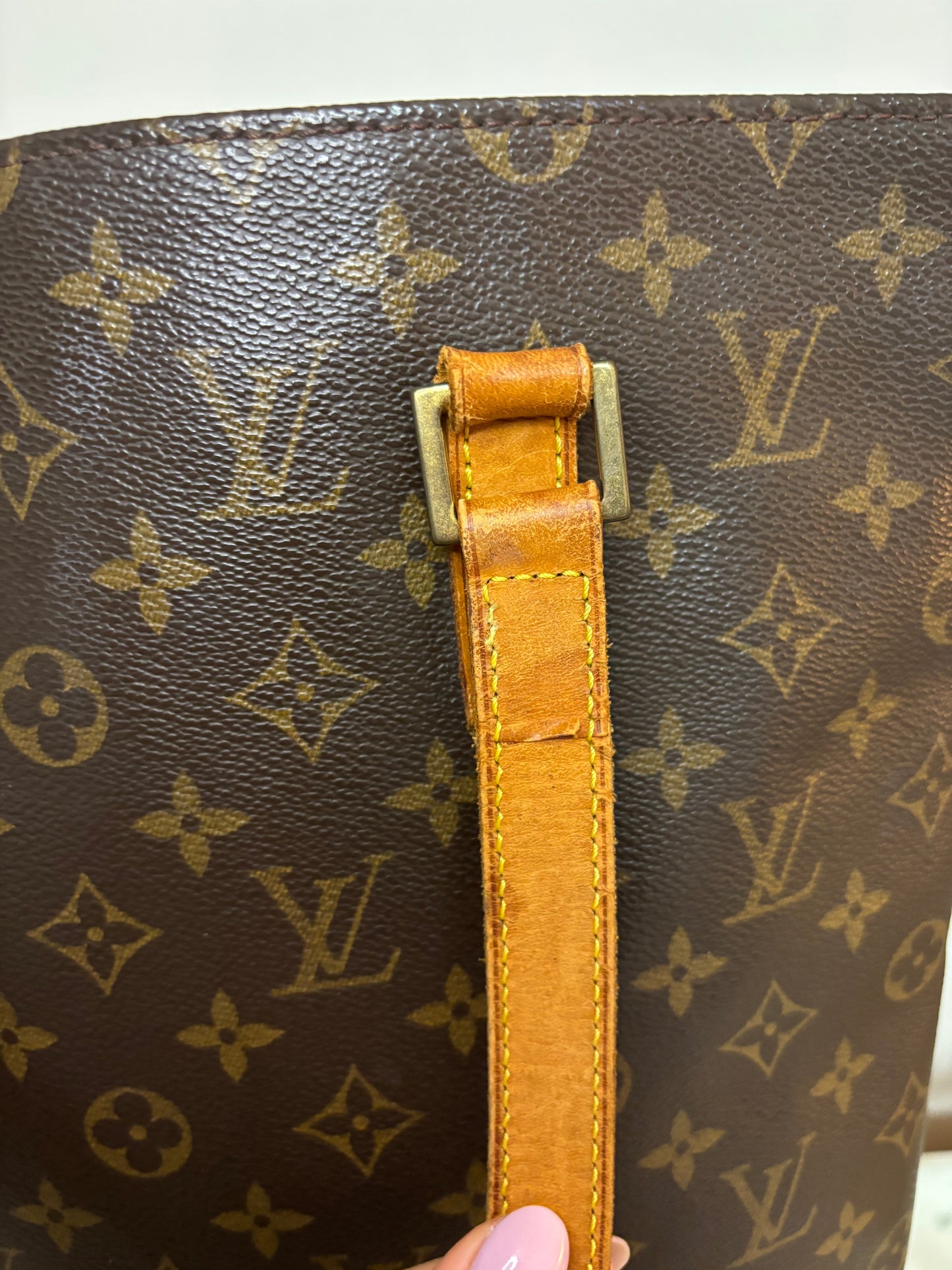 Louis Vuitton Vavin GM Shoulder Bag