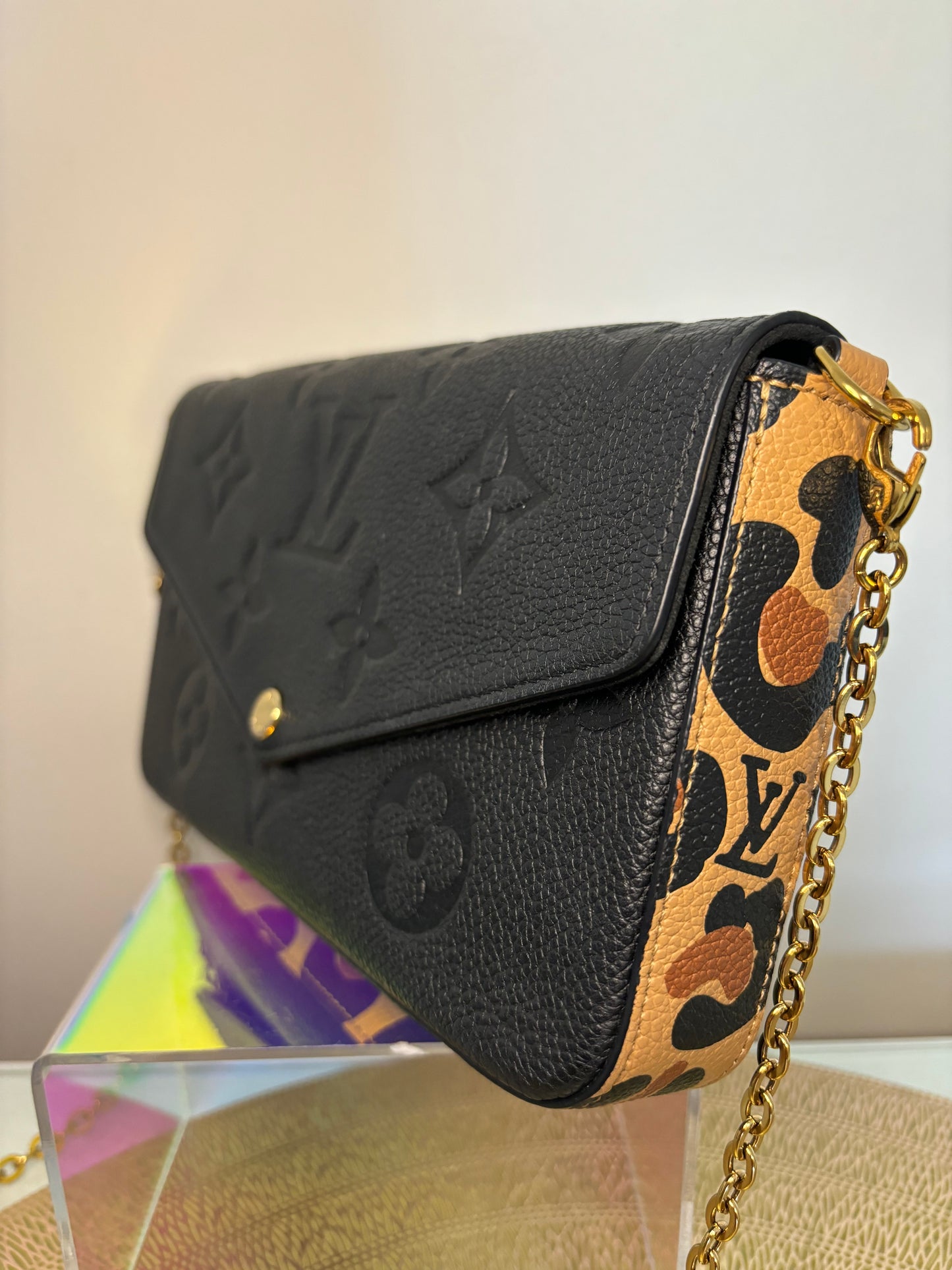 Louis Vuitton Wild at Heart Empreinte Pochette
