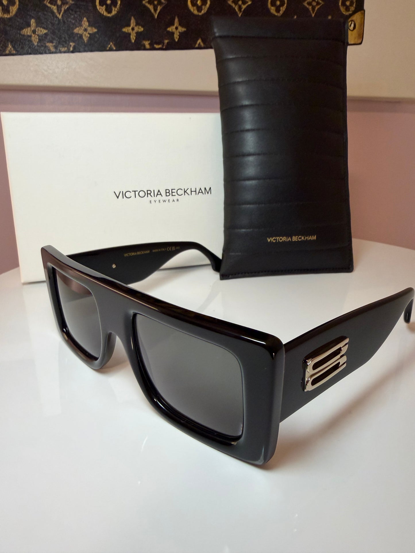 Victoria Beckham Sunnies
