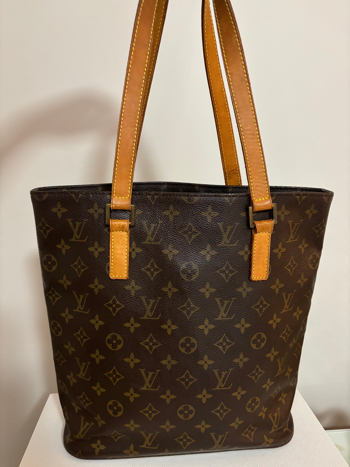 Louis Vuitton Vavin GM Shoulder Bag