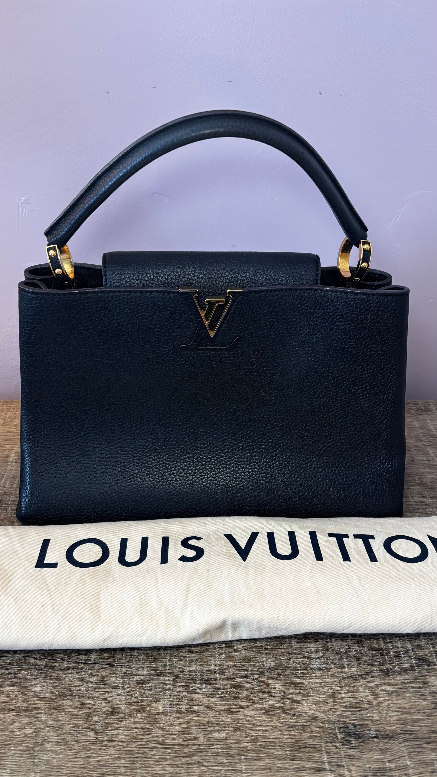 Louis Vuitton Capucines MM Bag
