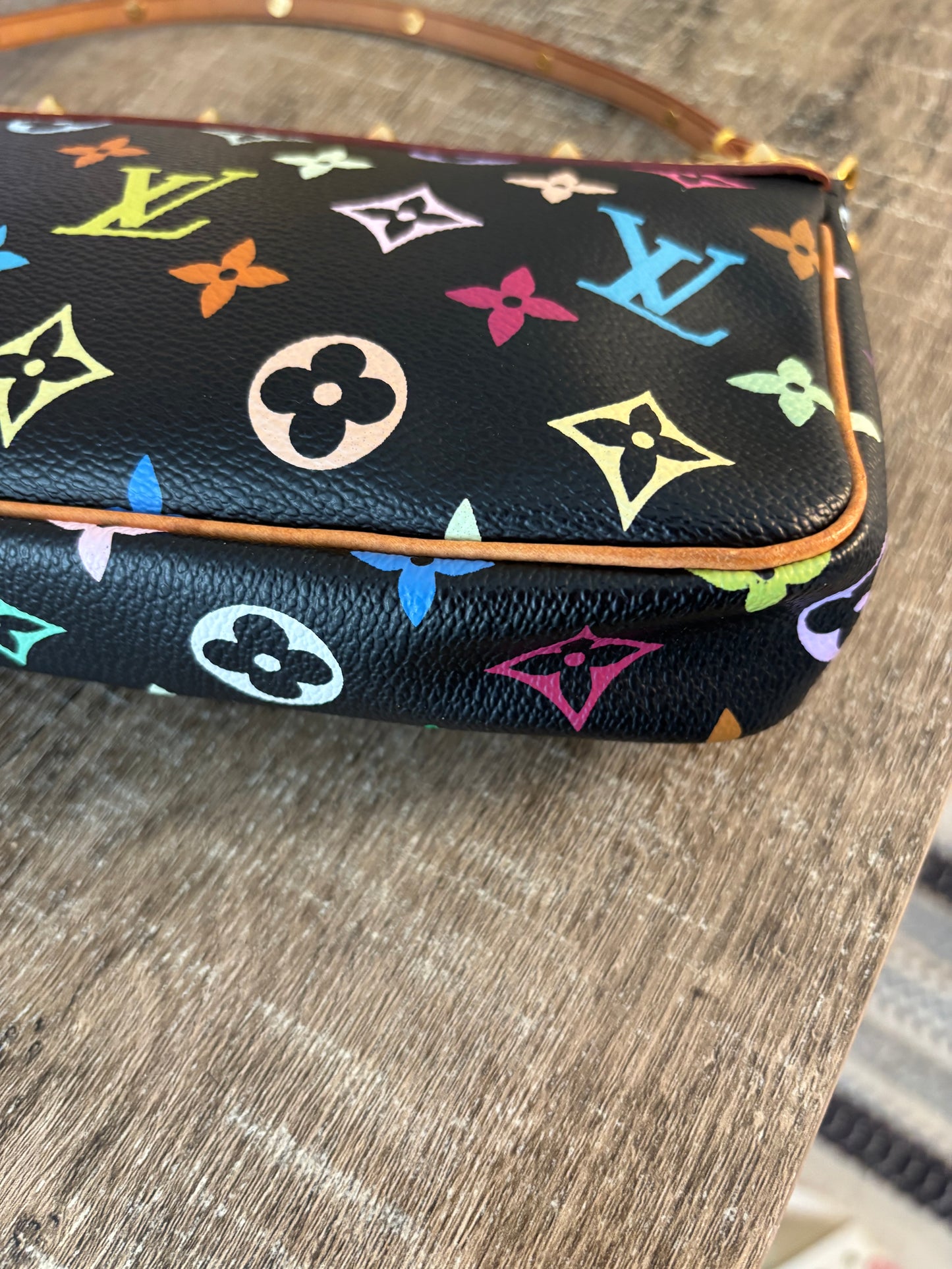 Louis Vuitton Multicolor Pochette