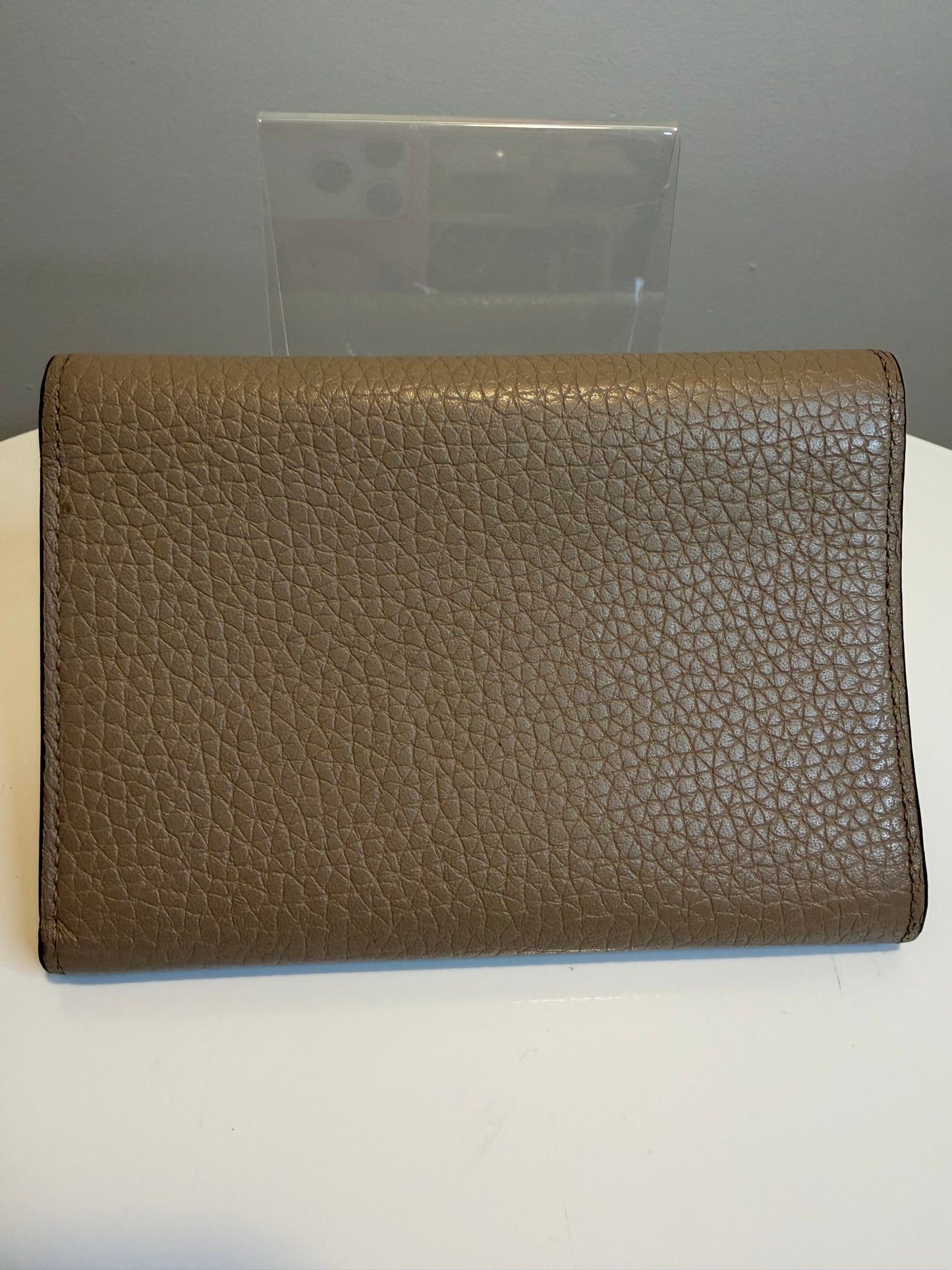 Louis Vuitton Capucines Compact Wallet