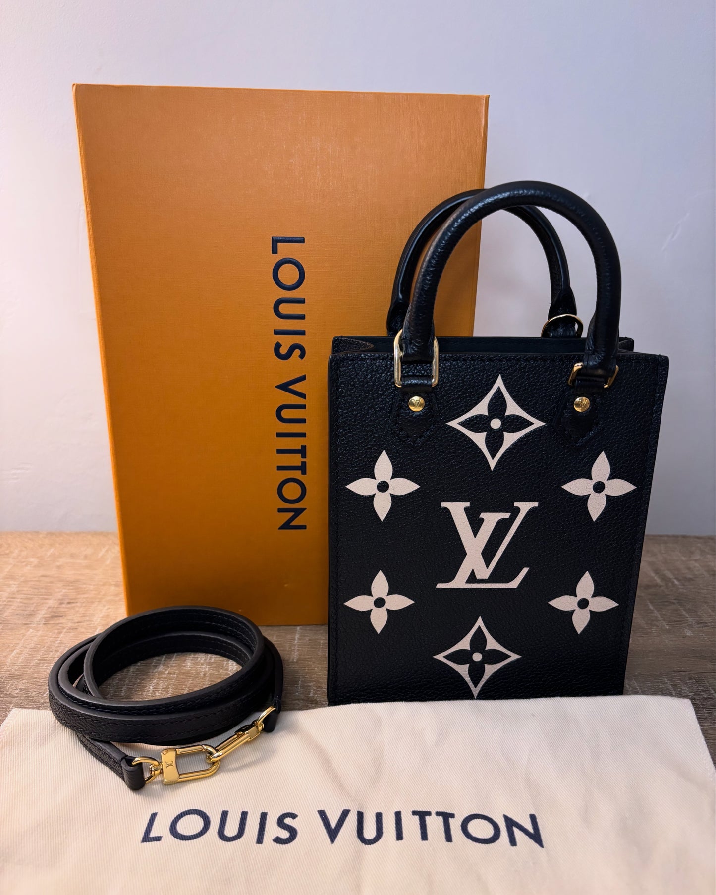 Louis Vuitton Empreinte Mini Sac Plat