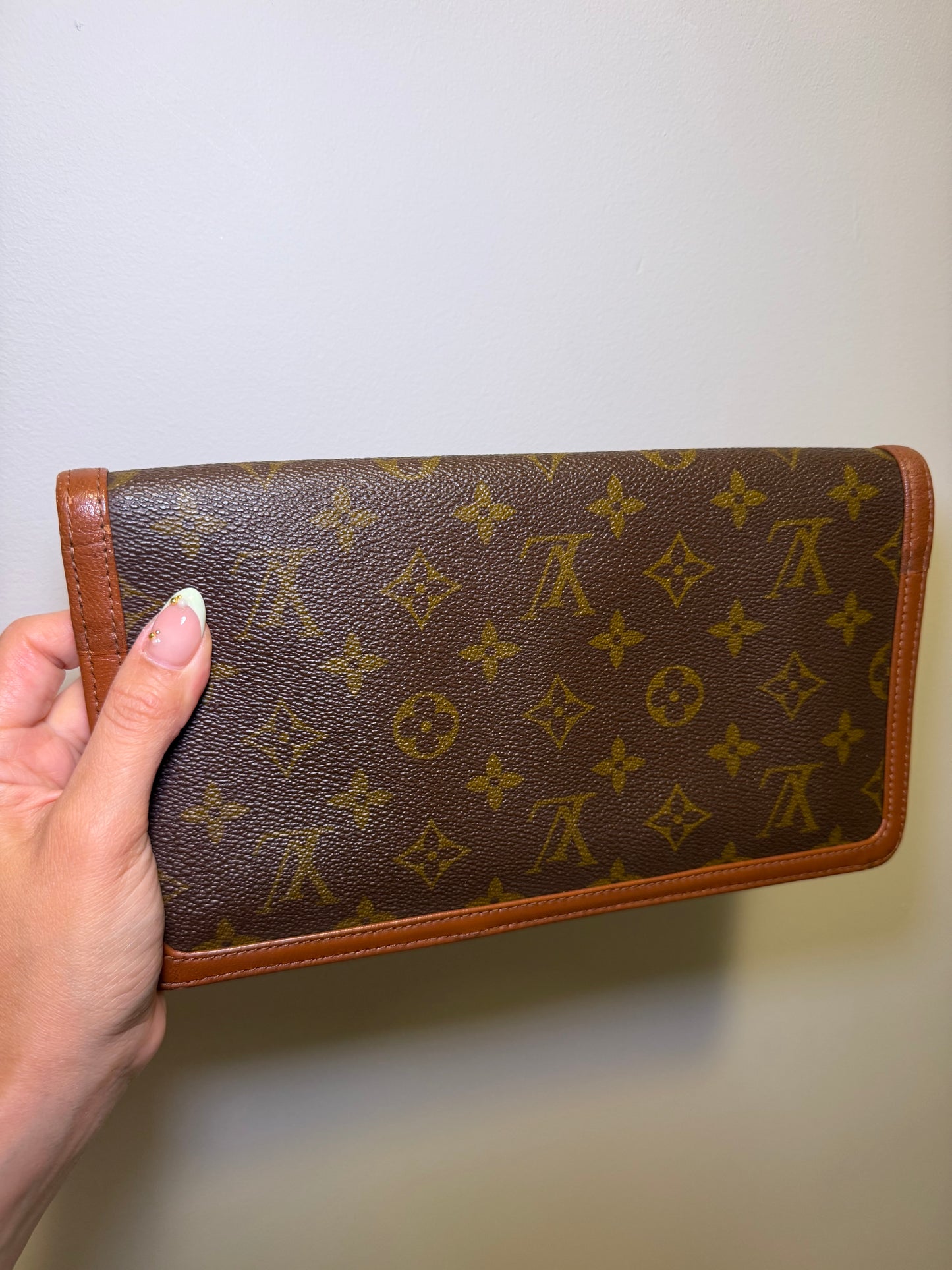 Louis Vuitton Vintage Clutch