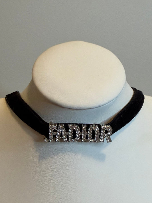Dior J’adior Velvet Choker