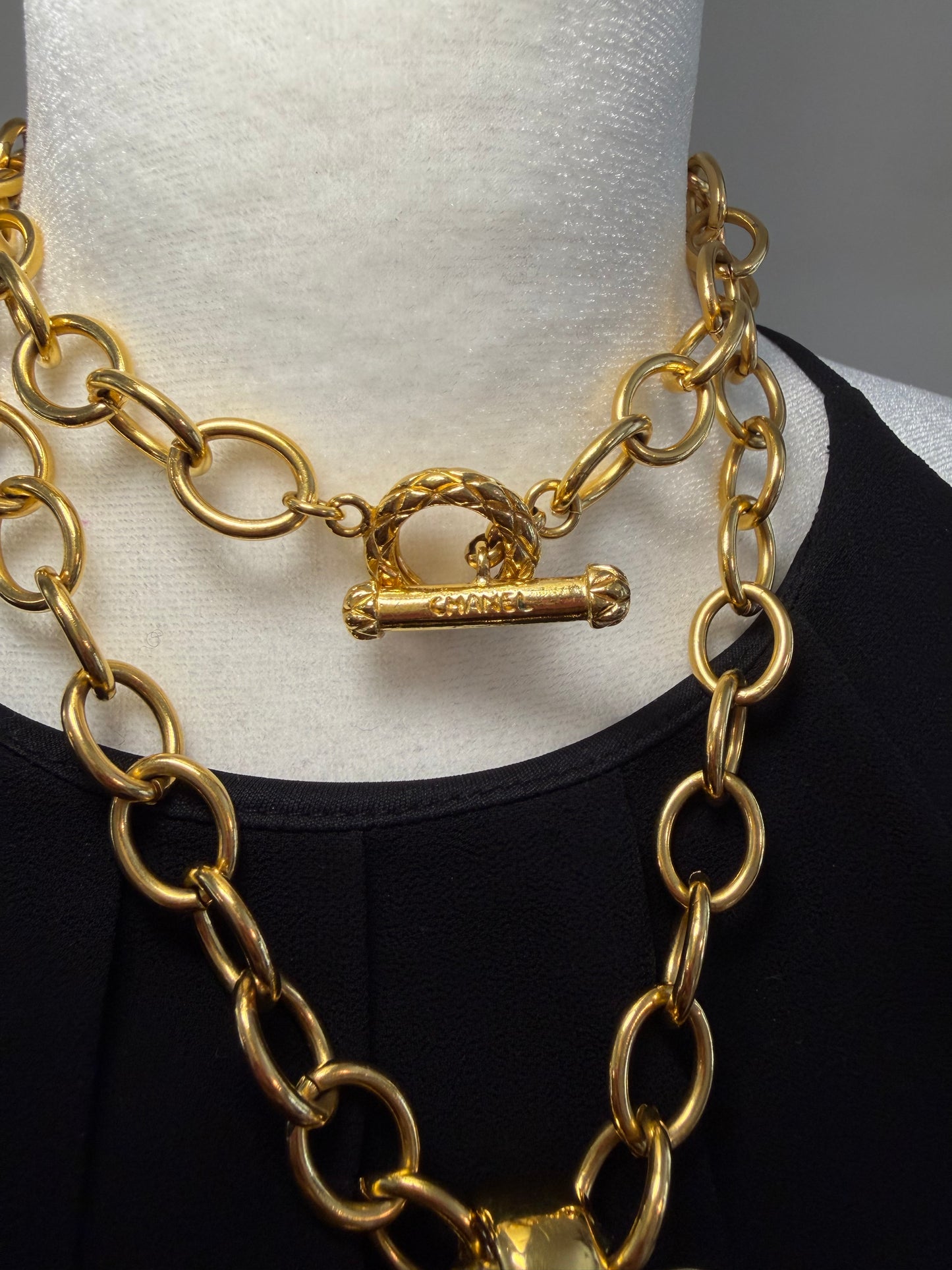 Vintage Chanel Heart Long Pendant Necklace