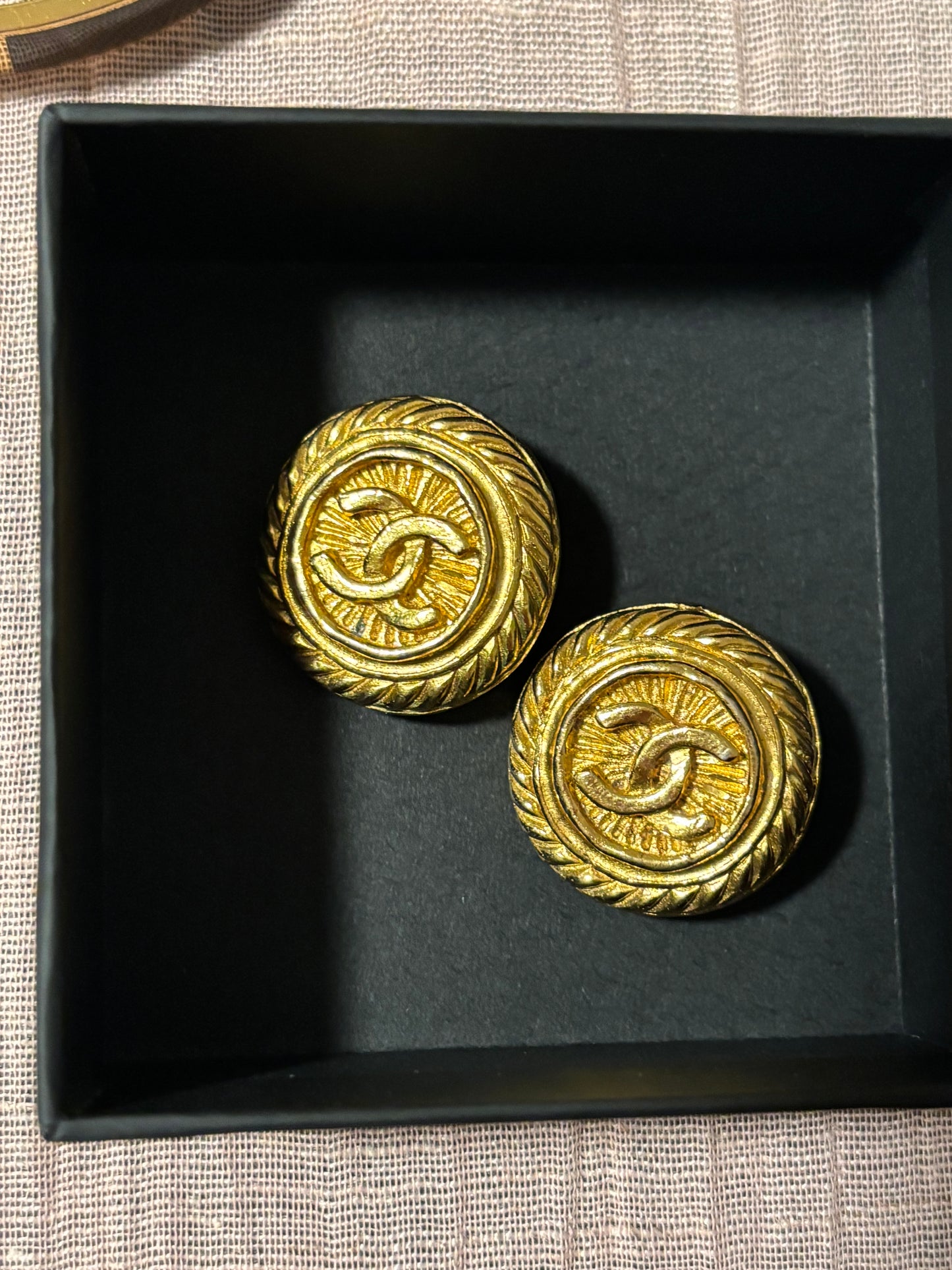 For Maria🩷Vintage Chanel Earrings