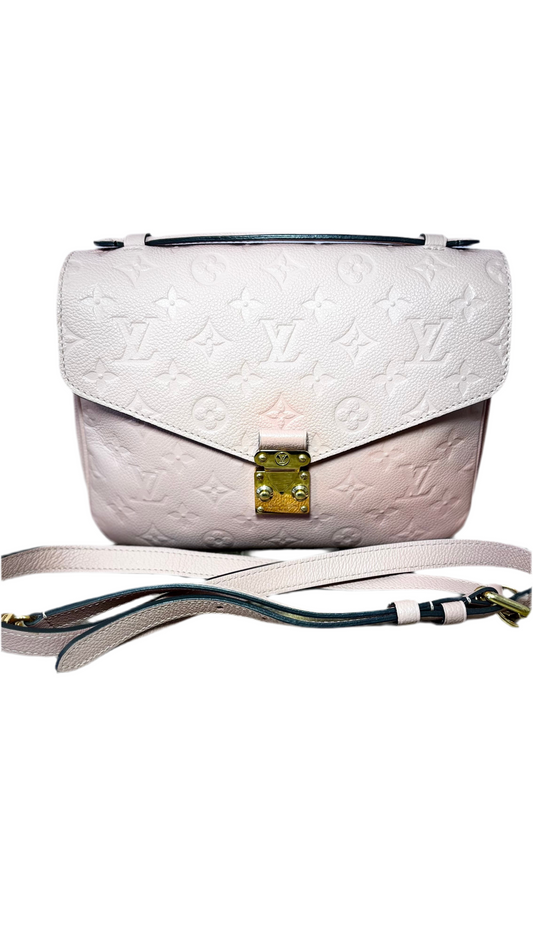 Louis Vuitton Pochette Metis Blush Pink
