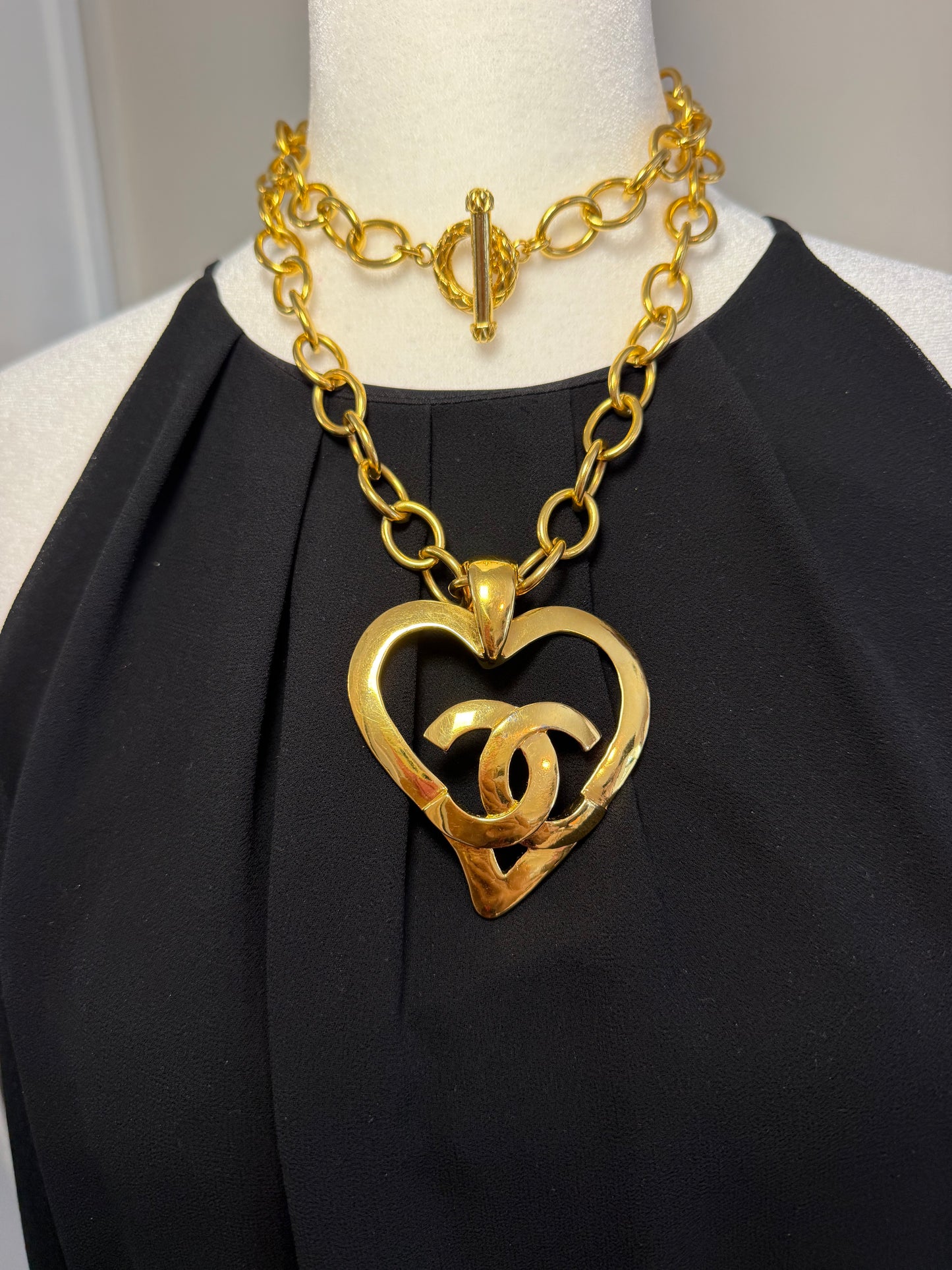 Vintage Chanel Heart Long Pendant Necklace