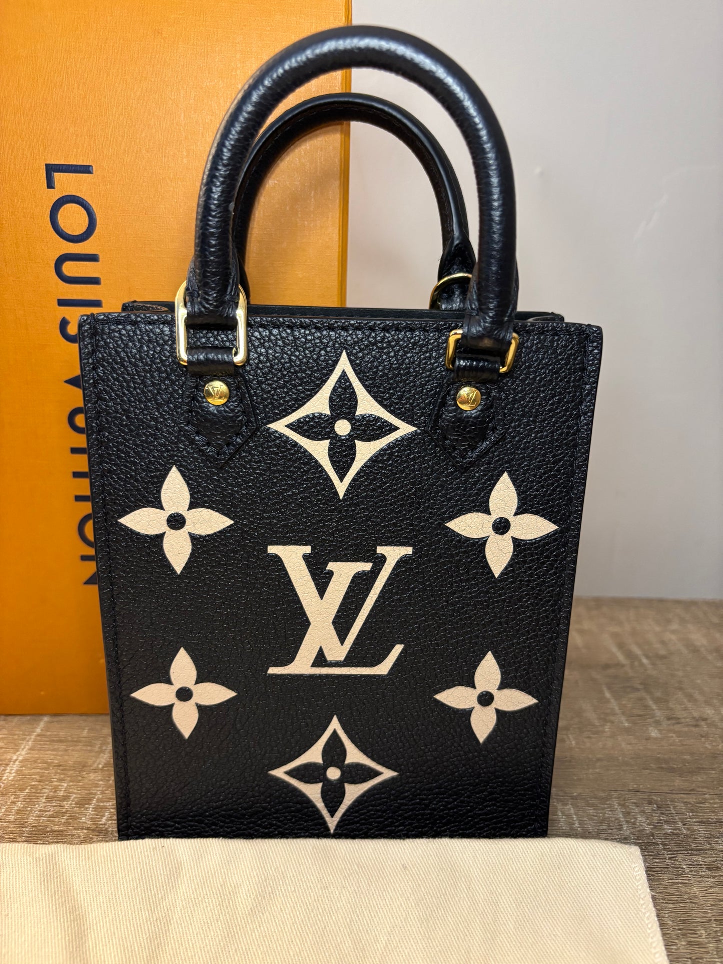 Louis Vuitton Empreinte Mini Sac Plat