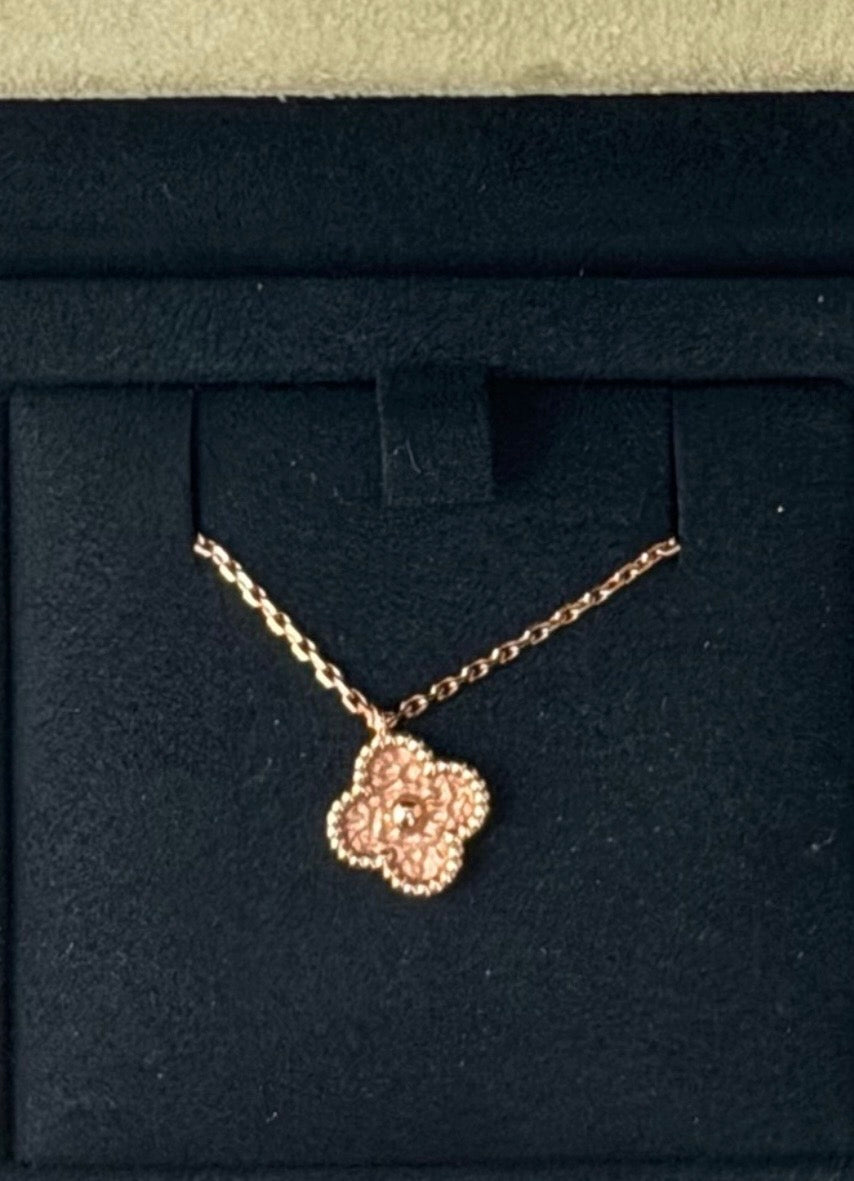 Van Cleef Sweet Alhambra 18kt Rose Gold Necklace