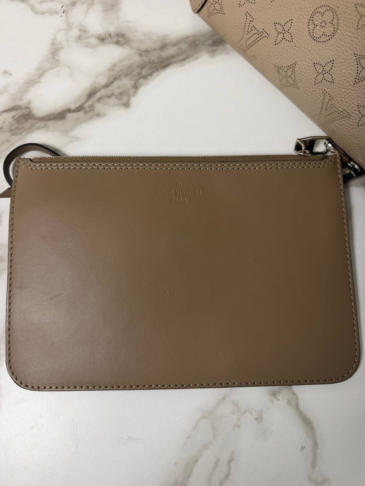 Louis Vuitton Hina MM Shoulder Bag with Pouch