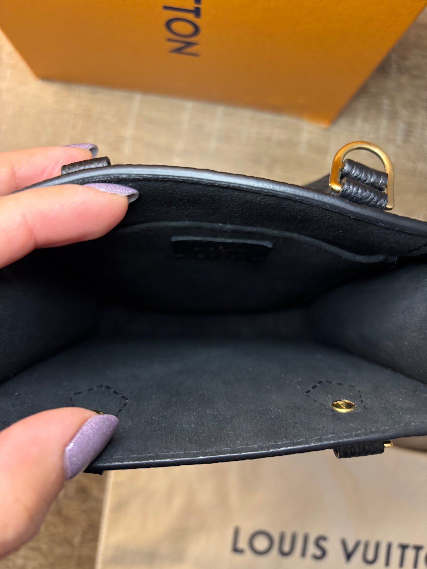 Louis Vuitton Empreinte Mini Sac Plat