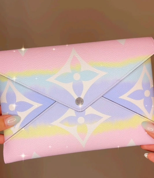 Louis Vuitton Large Kirigami Escale Collection